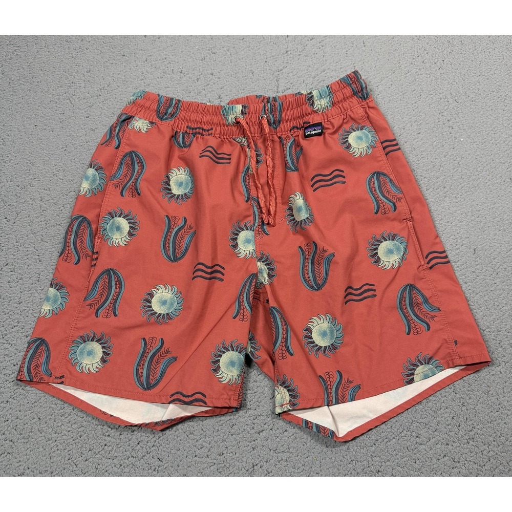 Patagonia Baggies Shorts Mens XS Orange Floral Print Lined Swim Trunks 86435SP22
